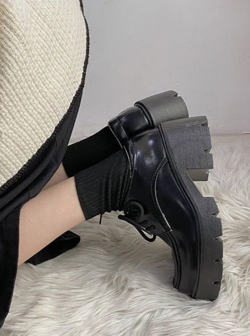 レースアッププラットフォームシューズ - LilyBlack