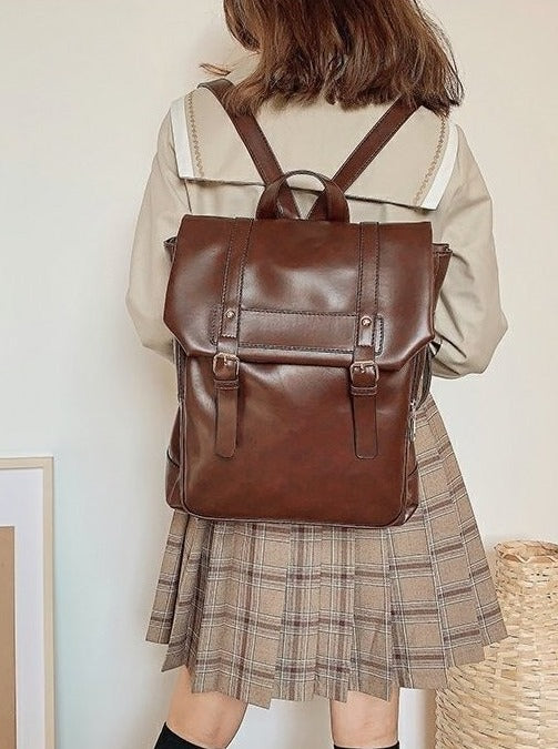 ツインストラップレザー調ヴィンテージリュック - Belchic