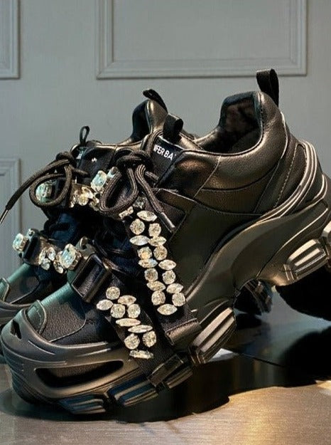 ダブルストラップラインストーンダットスニーカー - LilyBlack