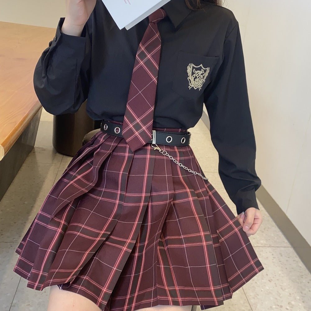 \❤︎病みかわ制服❤︎/エンブレムシャツ+チェックスカート+ネクタイ - Belchic