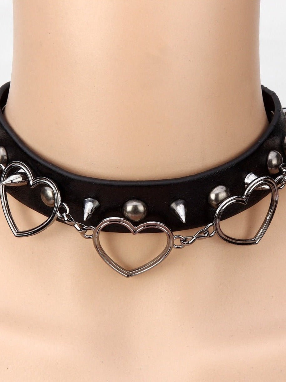 リベットスタッズハートリングチョーカー - LilyBlack