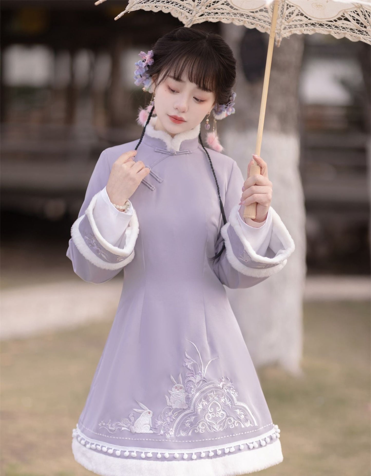 うさ耳タッセルリボンファーベスト+うさぎ刺繍チャイナワンピース - Belchic