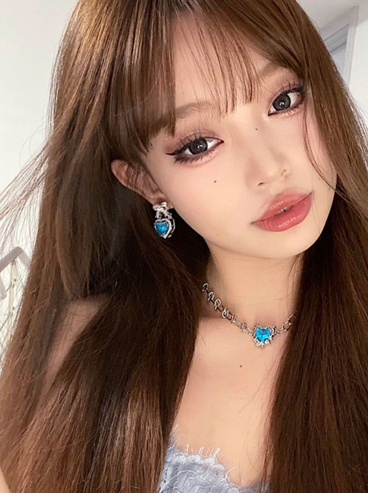 ハートリボンブルーキュービックアシメチェーンネックレス・シルバーニードルピアス・イヤリング - LilyBlack