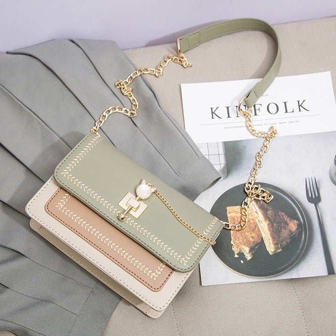 刺繍チェーンショルダーバッグ - LilyBlack