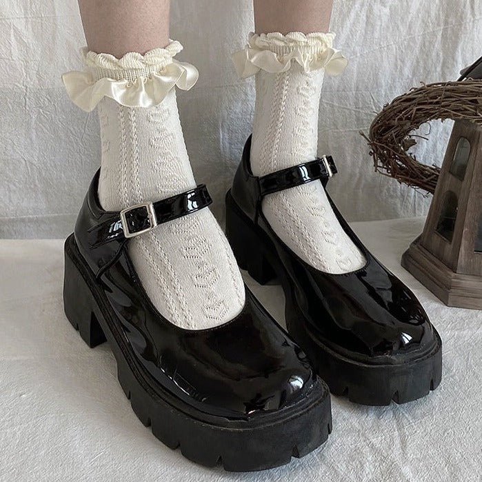 トップフリルハートデザインソックス - Belchic