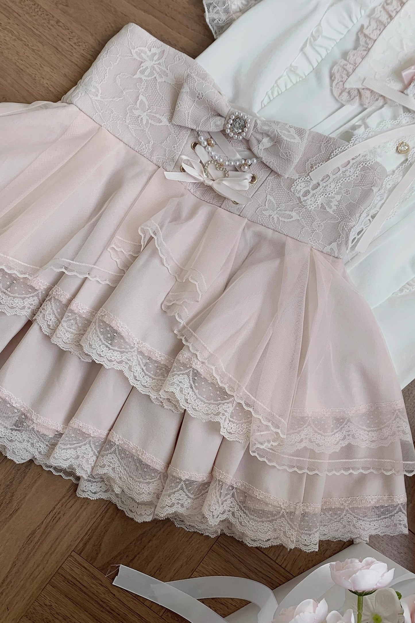 Falda negra y rosa de diseño original