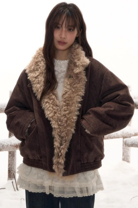 リバーシブルボリュームファーショートコート