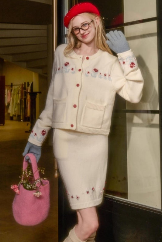 スイートベリーニットトップス+タイトスカート