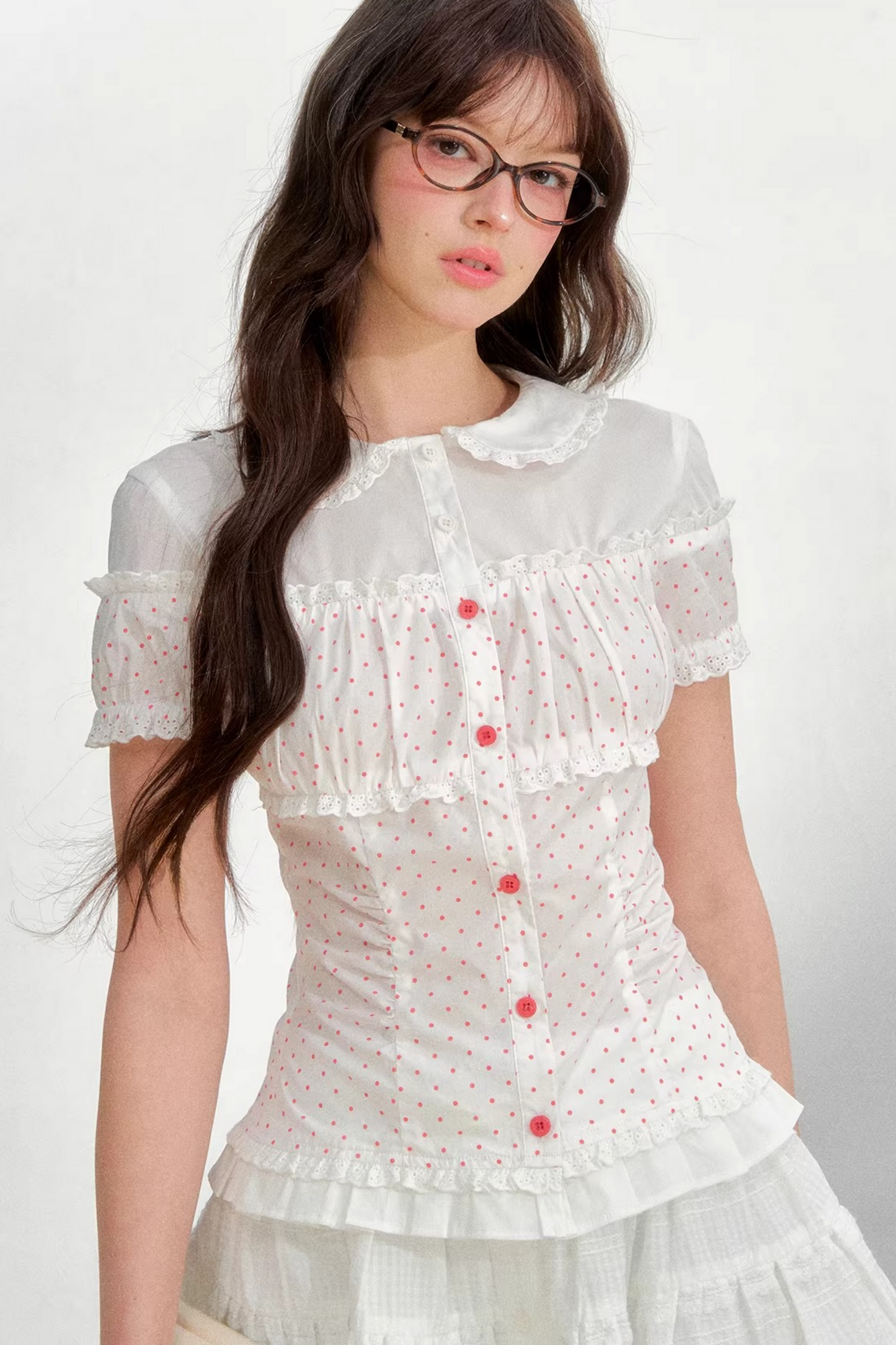 Blusa de algodón y lino con lunares
