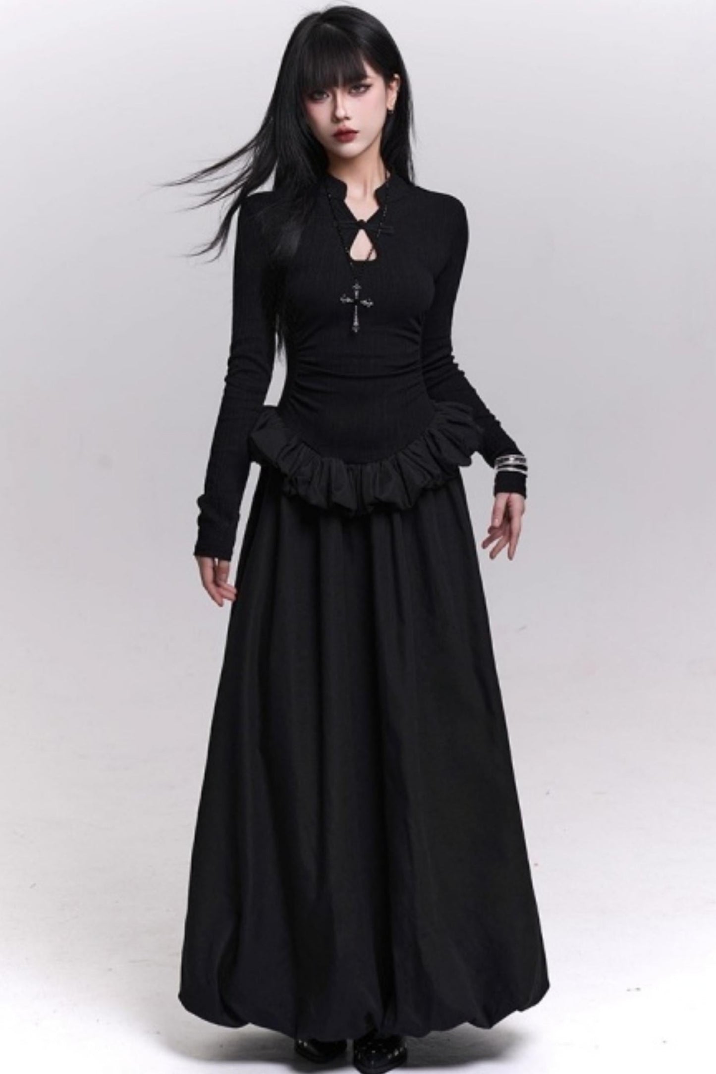 ブラックニットボディコンドレス