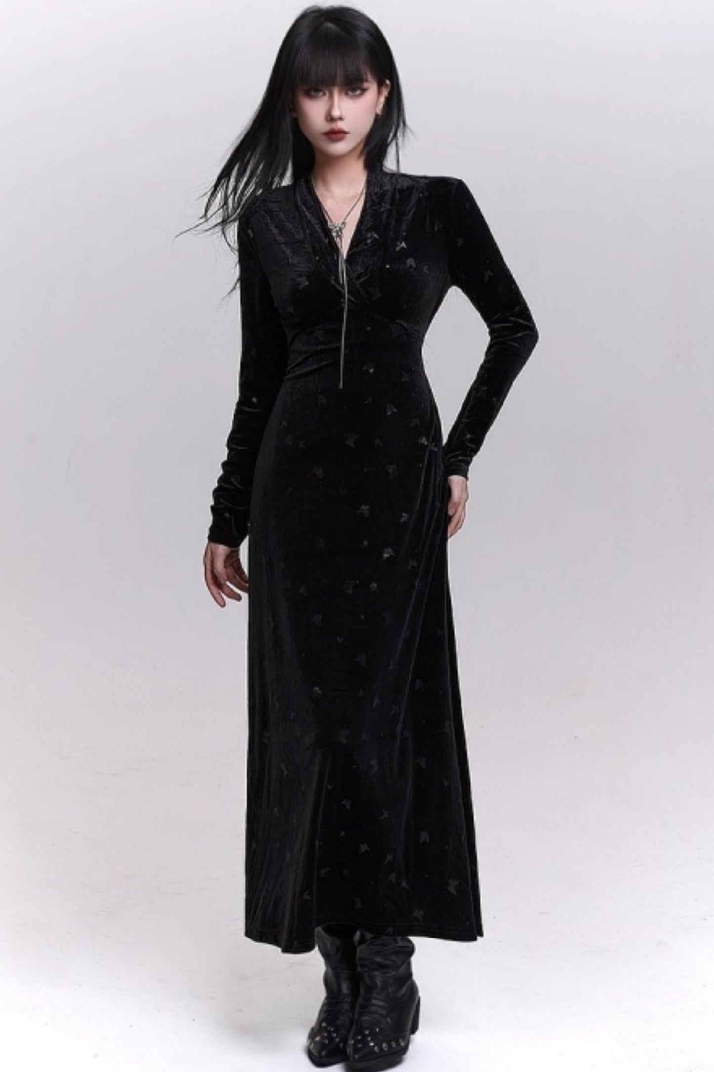 ブラックベルベットバタフライドレス