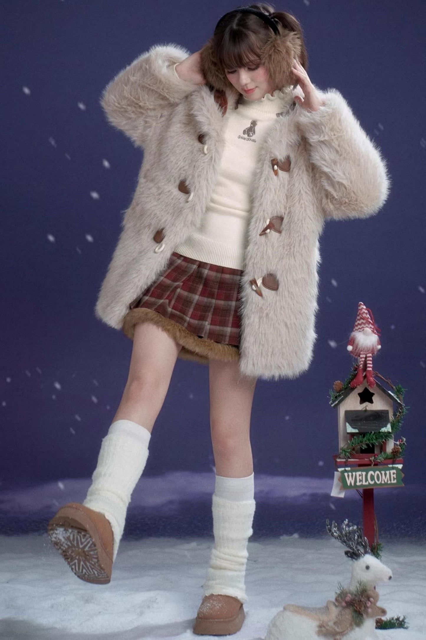 Check Fur Skirt + High Neck Top + Duffle Fur Coat