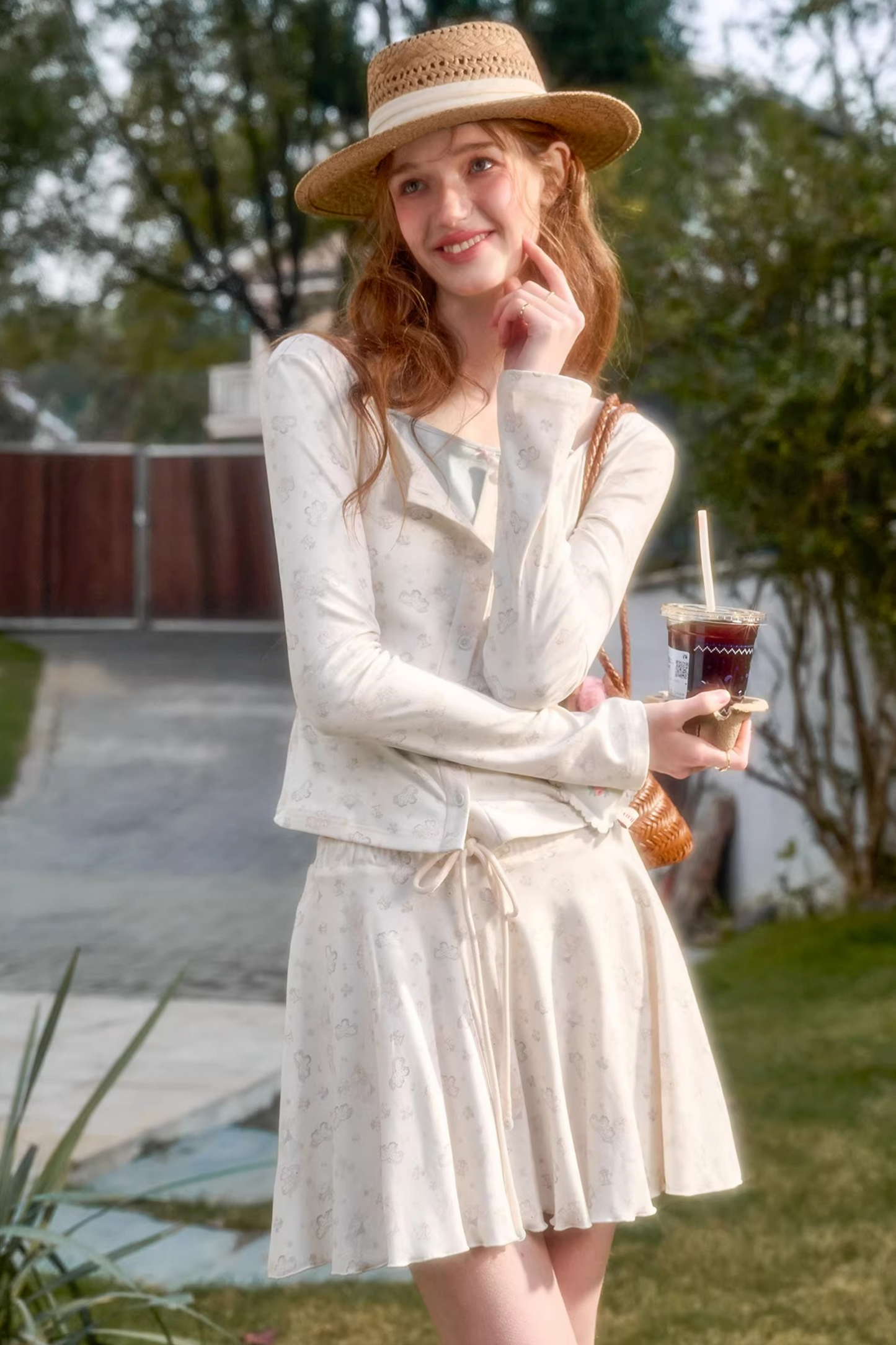 ペイントデザインカーディガン+スカート