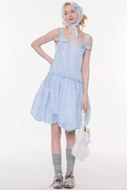 蝴蝶结气球吊带连衣裙