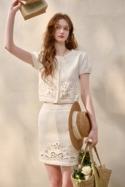 パフスリーブフレンチトップス＋スカート