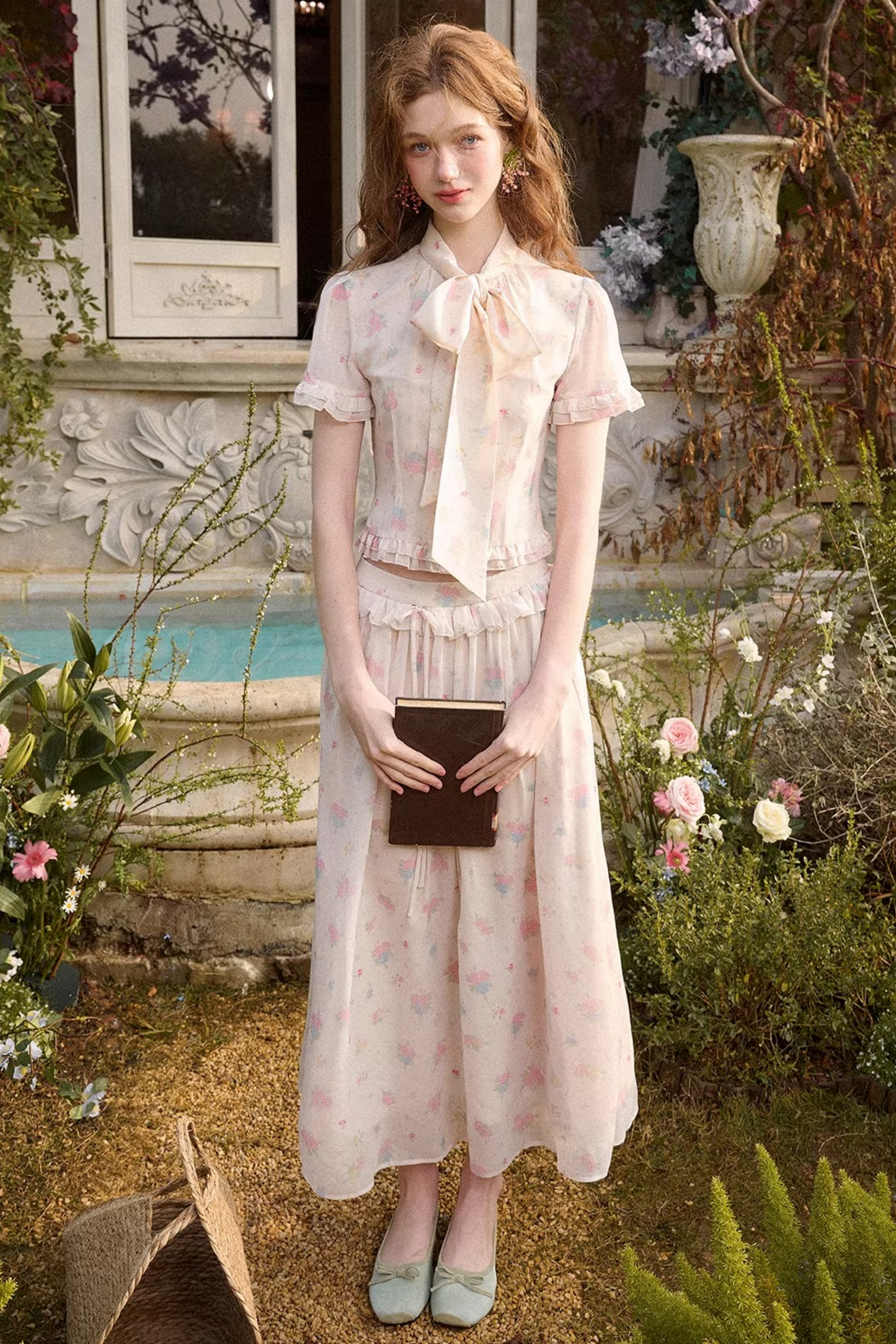 メディテラニアンプリントシフォントップス+スカート