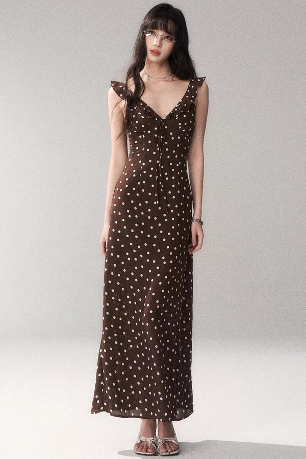 Vestido con tirantes de lunares marrones