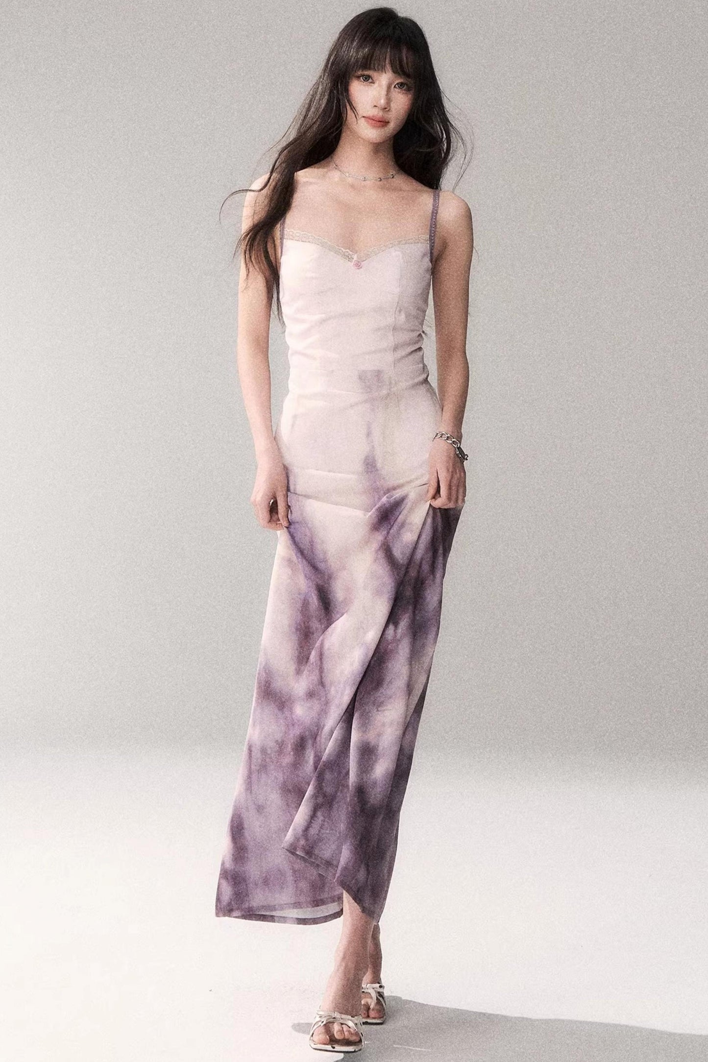Lila-Abendbrise-Kleid