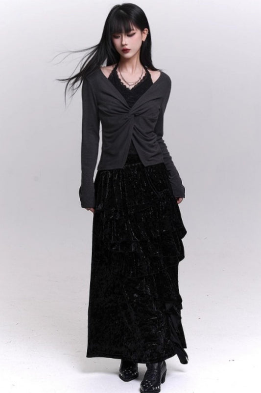 Dark velvet hem skirt