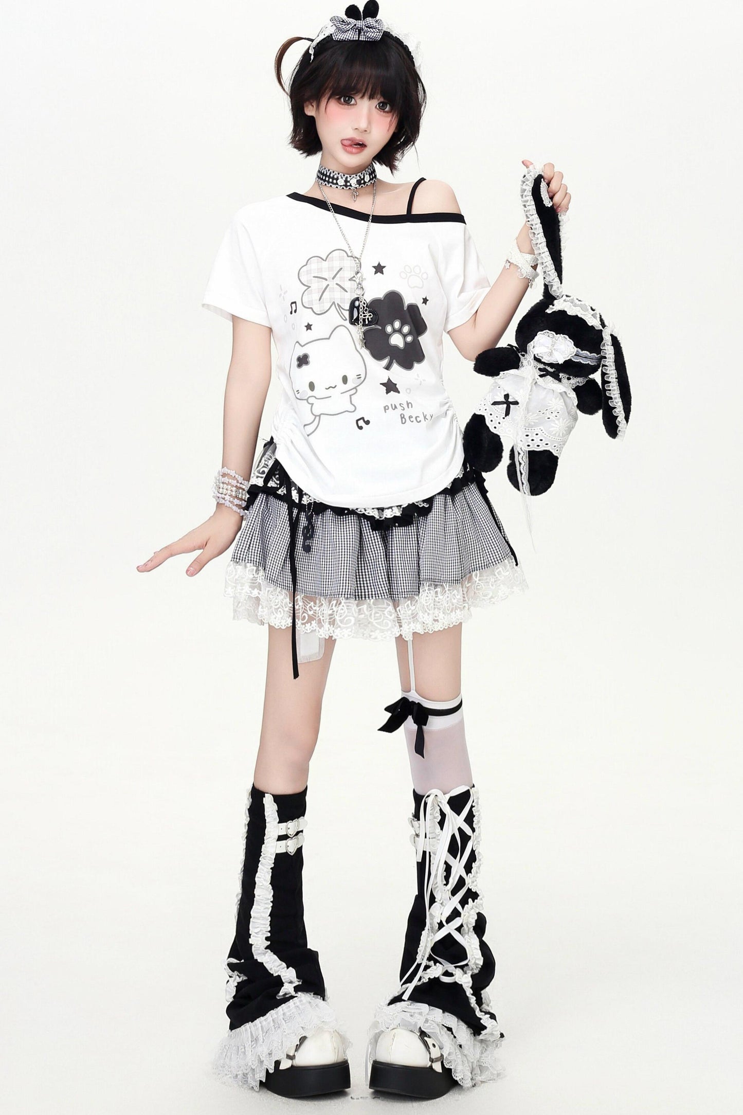 クローバーキャットオフショルTシャツ
