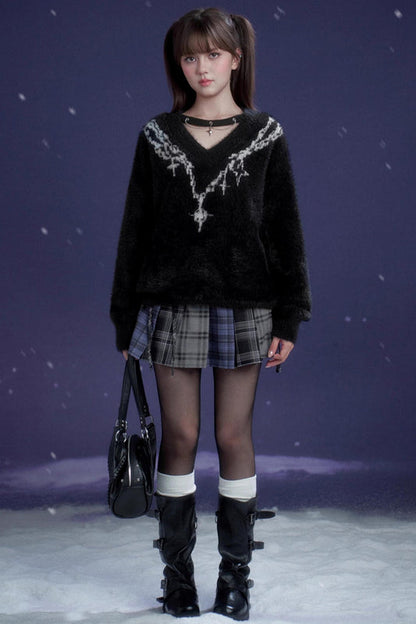 Vネッククロスチョーカーセーター