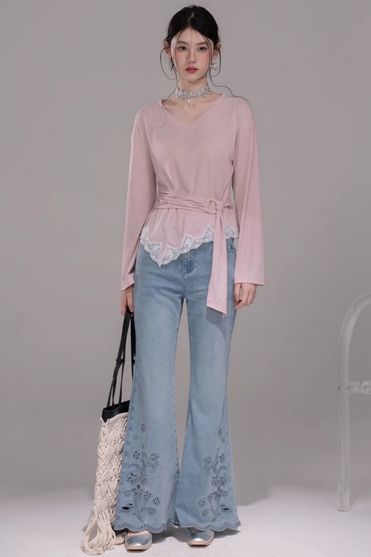フローラルエンブロイダリーデニムブルーショートパンツ＋フレアロングパンツ