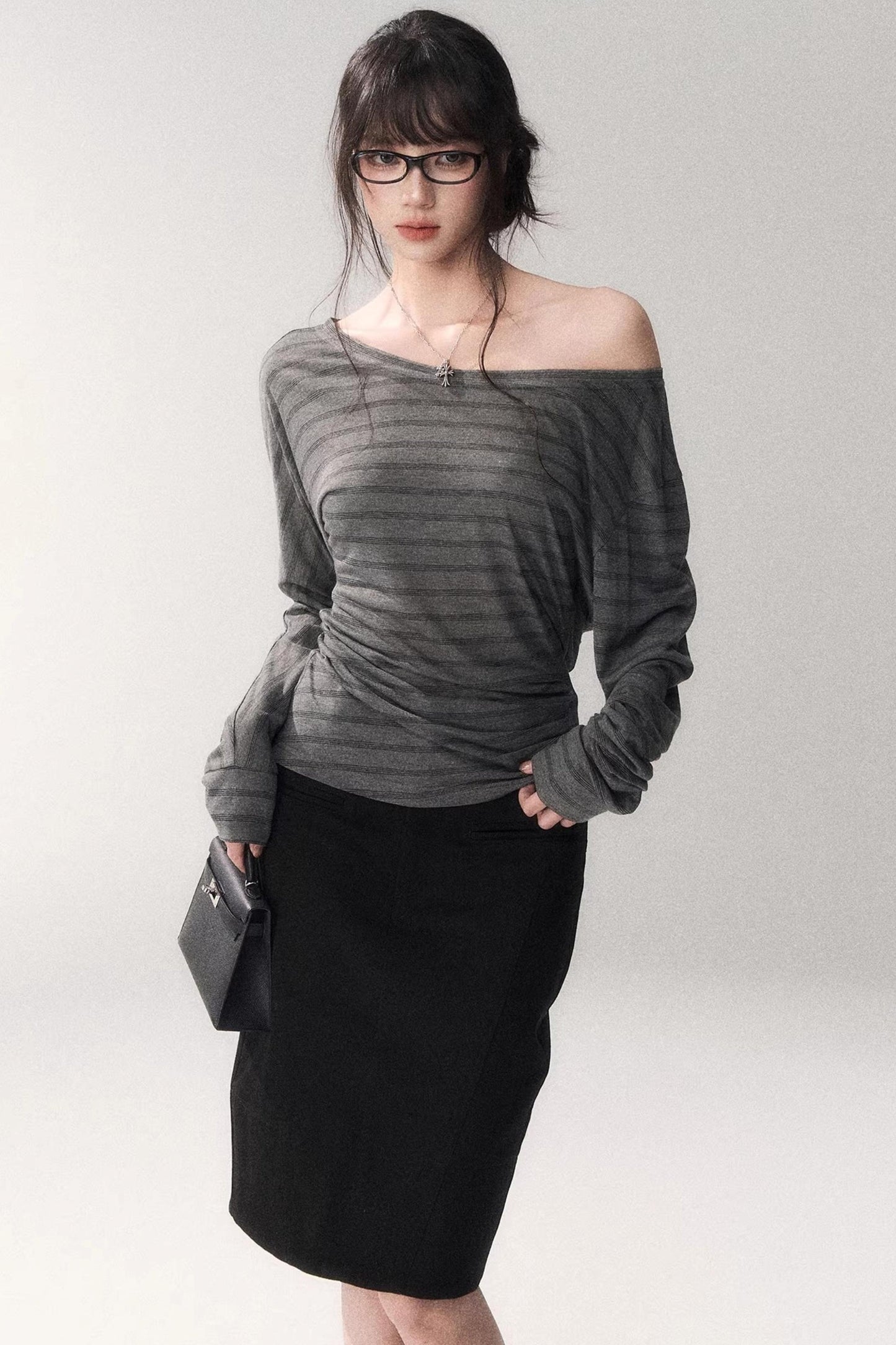스트라이프 텐셀 오프숄더 탑