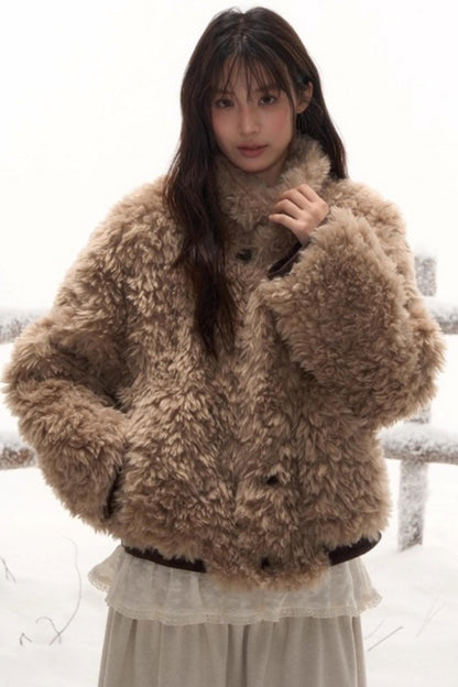 リバーシブルボリュームファーショートコート