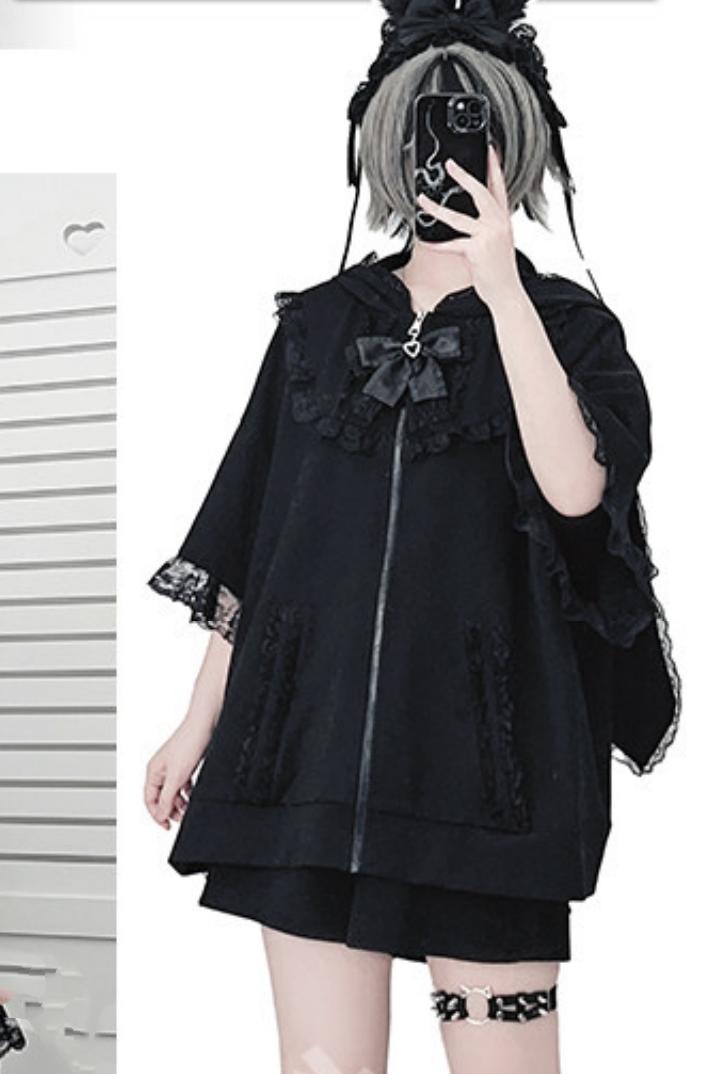 レースバニーサブカルジャケット+ショートパンツ