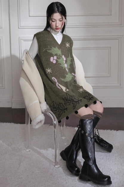 ダークグリーンニットベスト