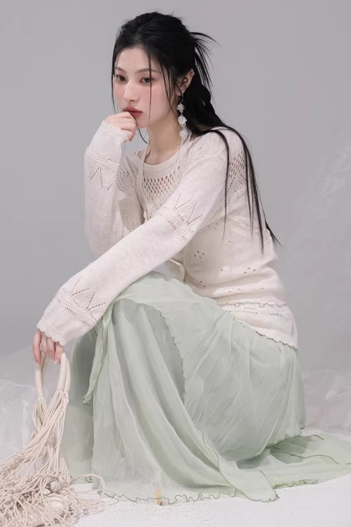 クロシェホルターネックベスト+シアートップス