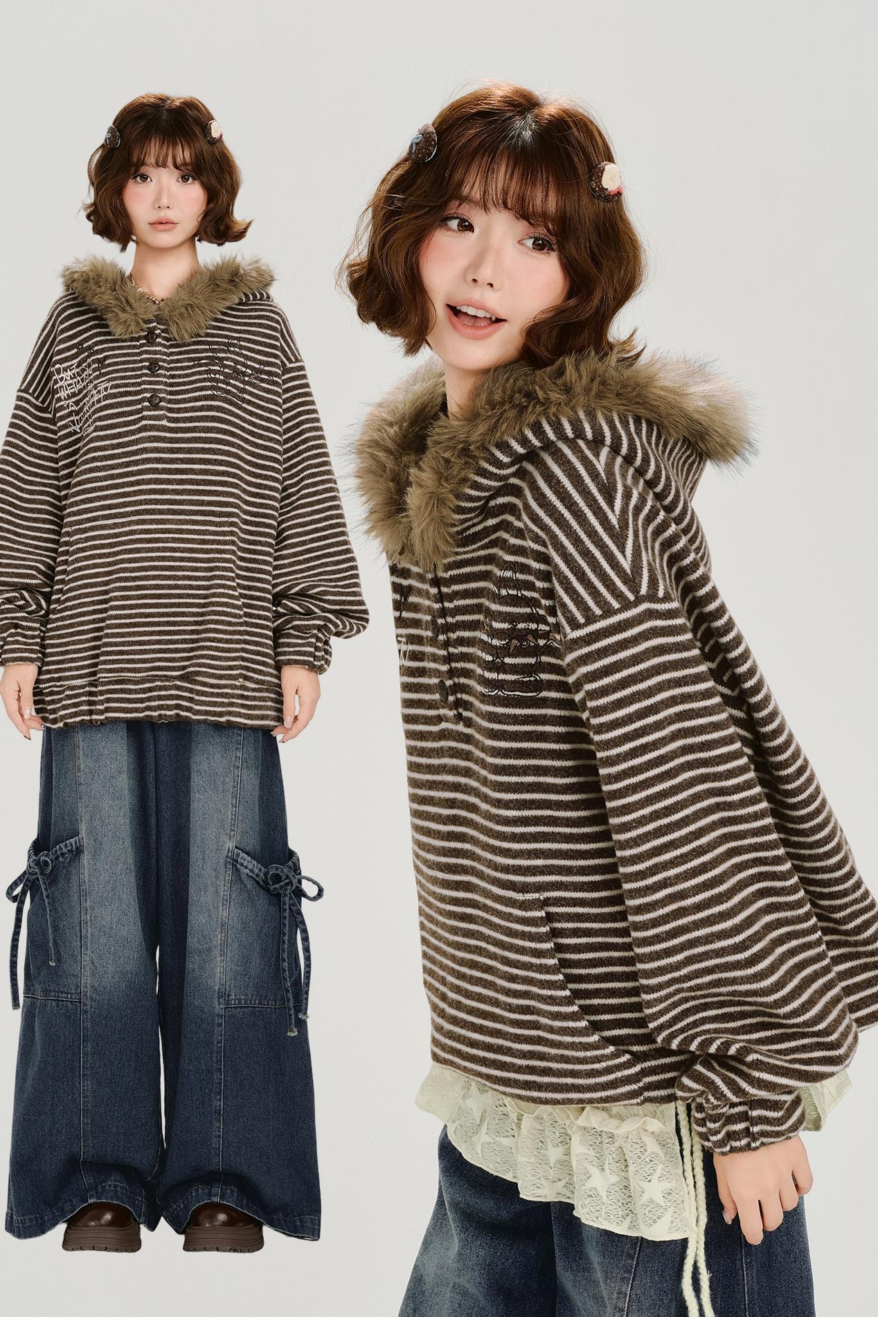 ボーダーファーカラーフーデッドスウェット