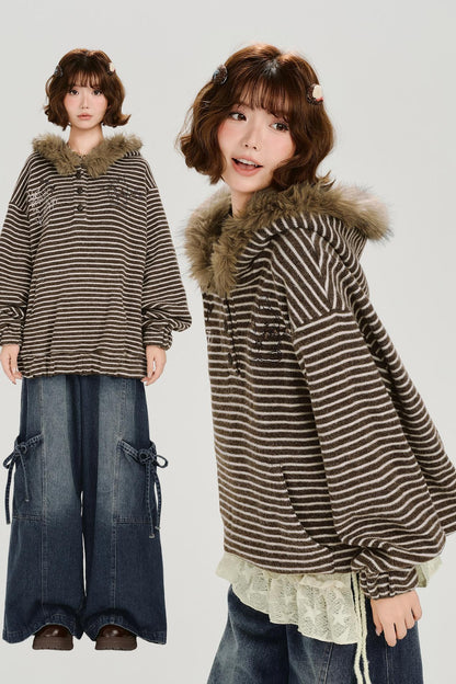 ボーダーファーカラーフーデッドスウェット