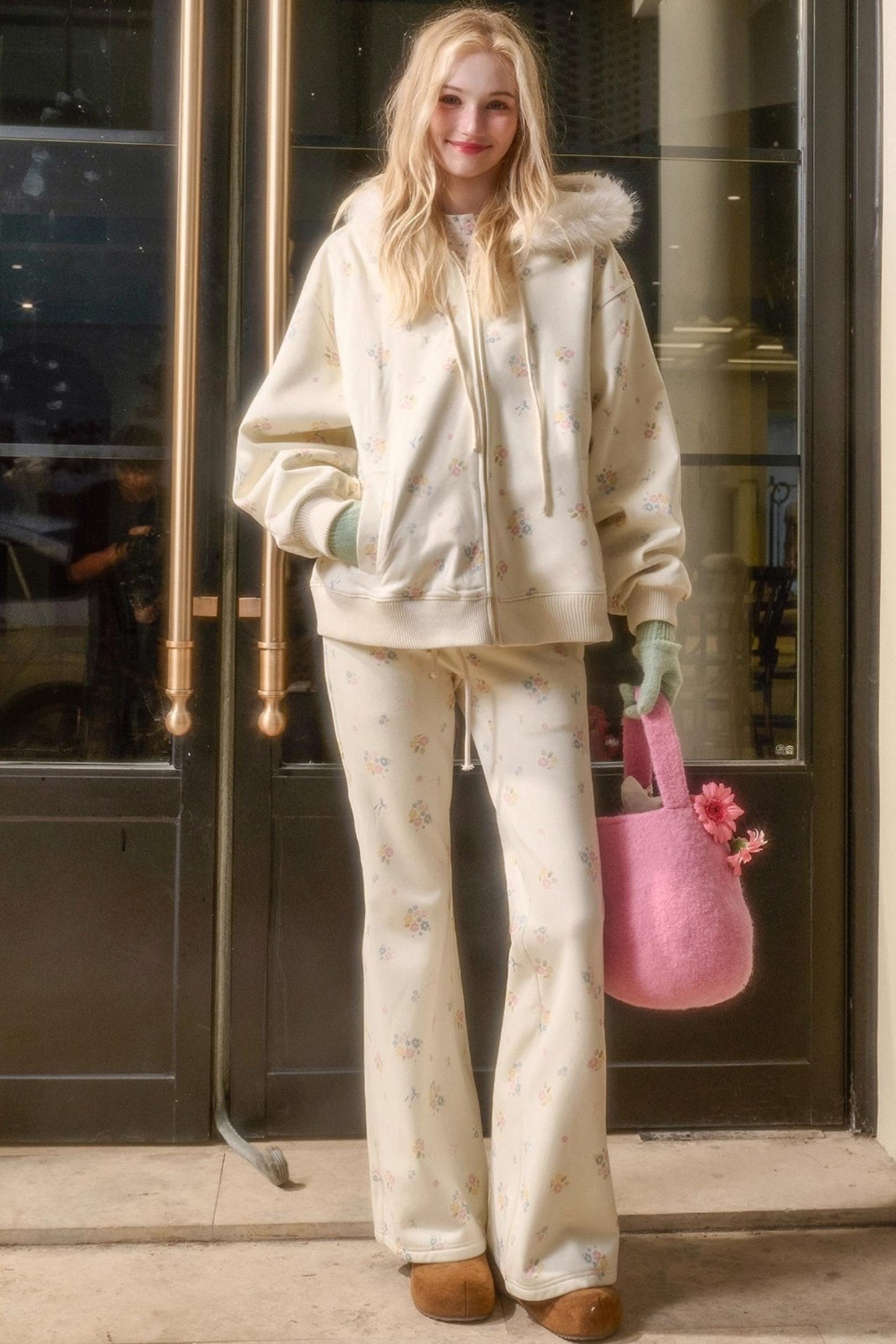 フローラルフラワーファーフードジャケット+ルーズコート+ロングパンツ