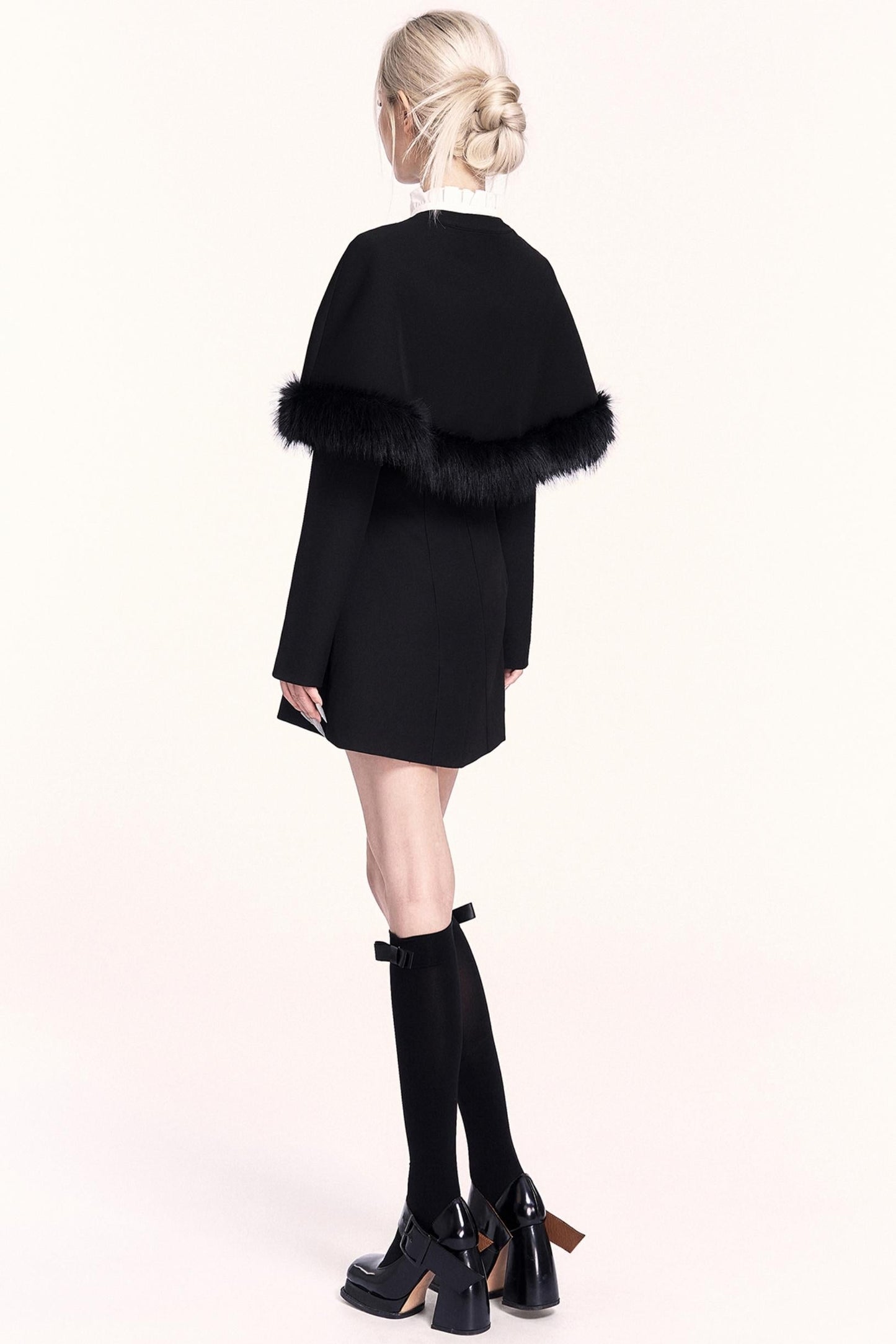 シックモードドレス+ファーケープ　