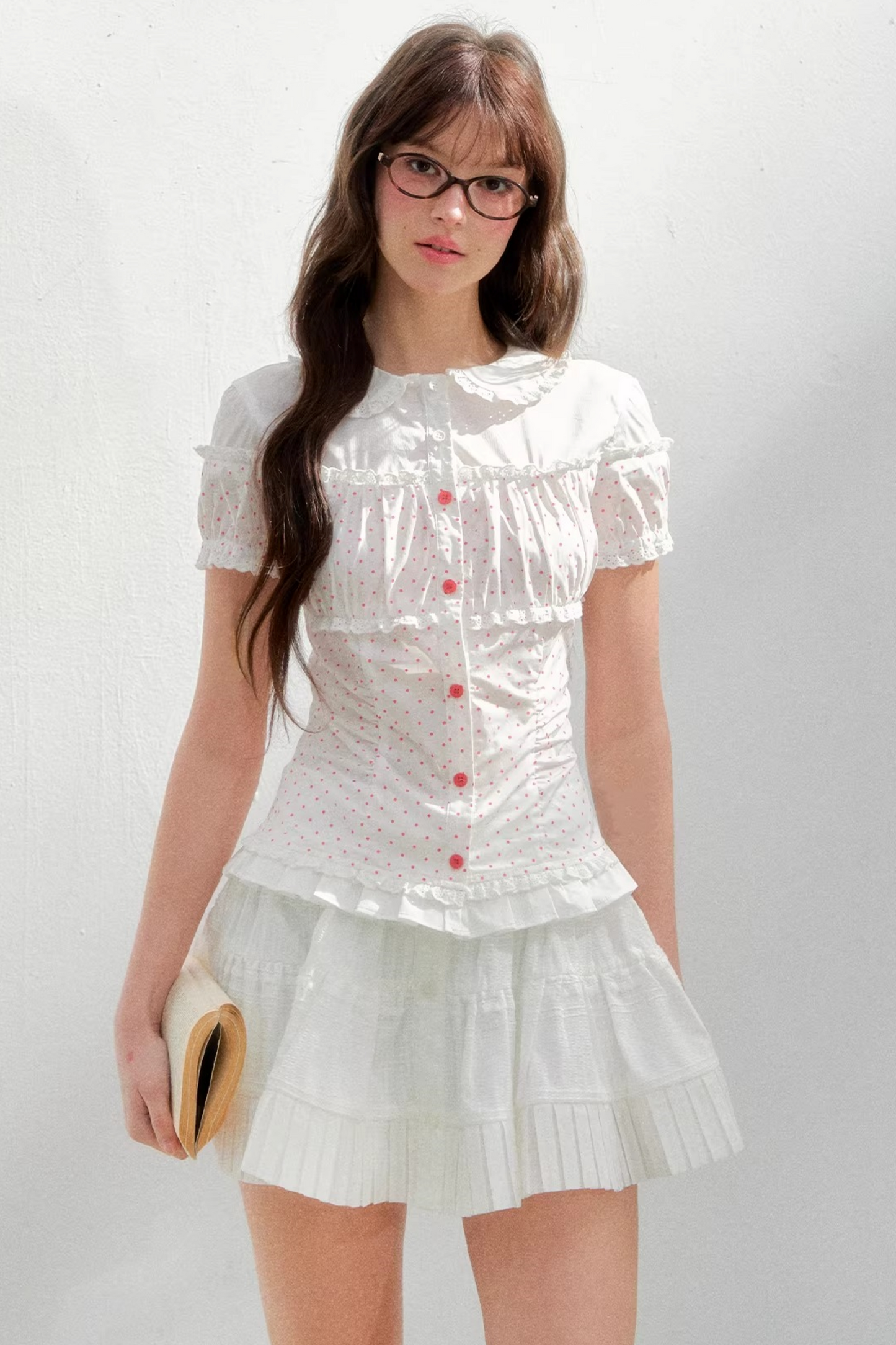 Blusa de algodón y lino con lunares