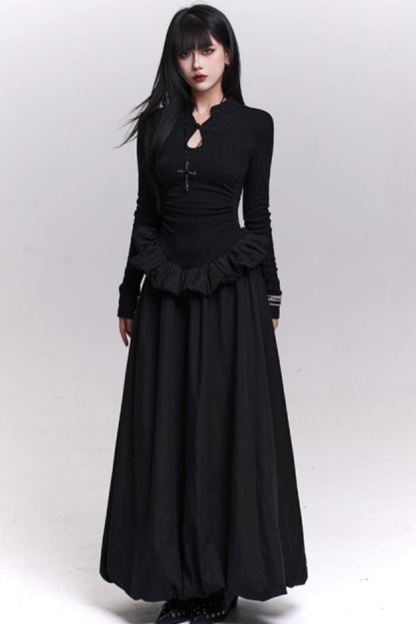 ブラックニットボディコンドレス