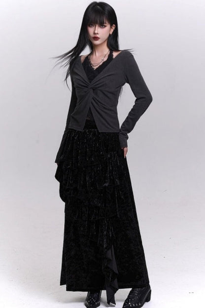 Dark velvet hem skirt