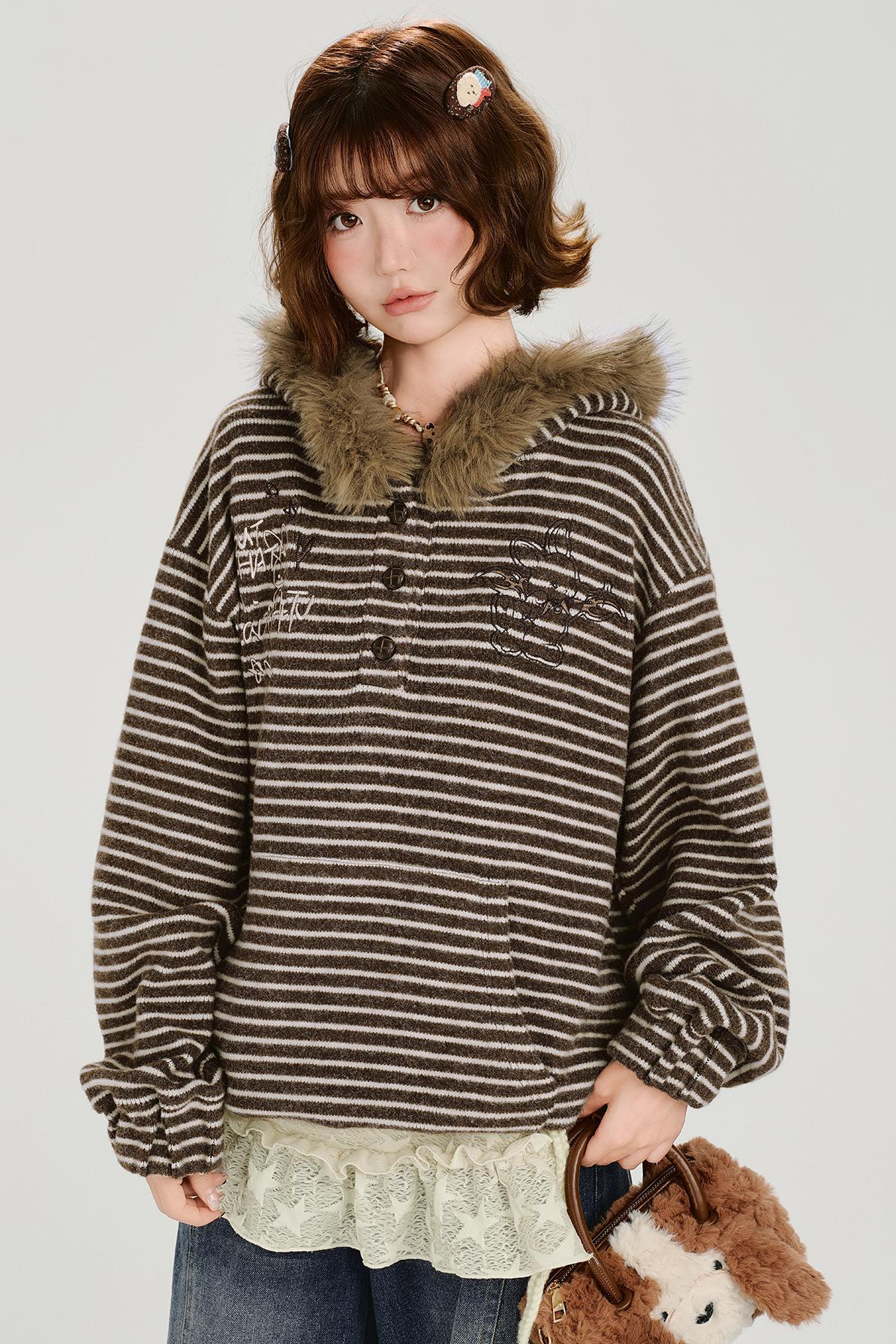 ボーダーファーカラーフーデッドスウェット