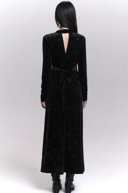 ブラックベルベットバタフライドレス