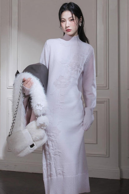 タートルネックニットドレス