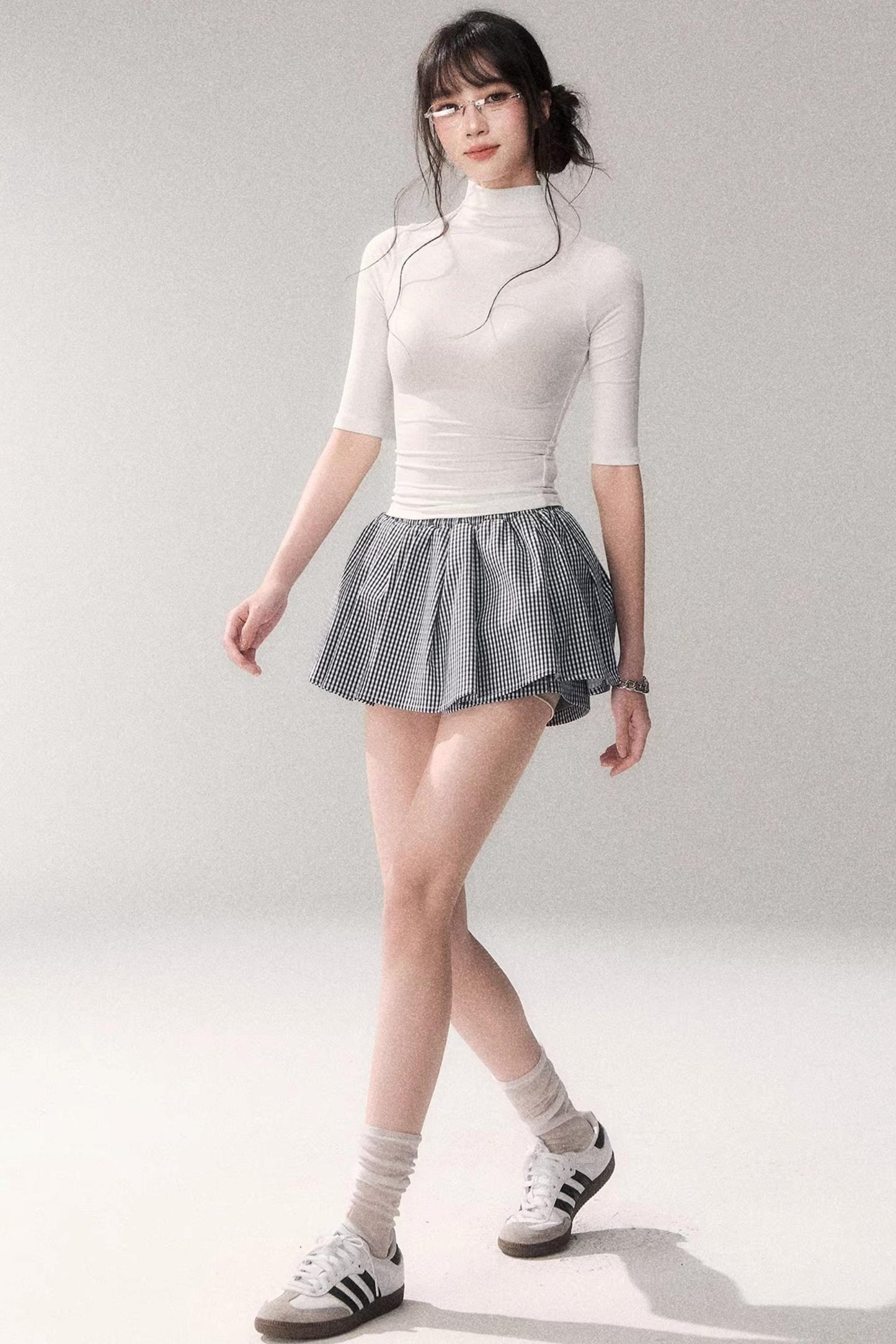 Retro Mid-Sleeve Slim Top