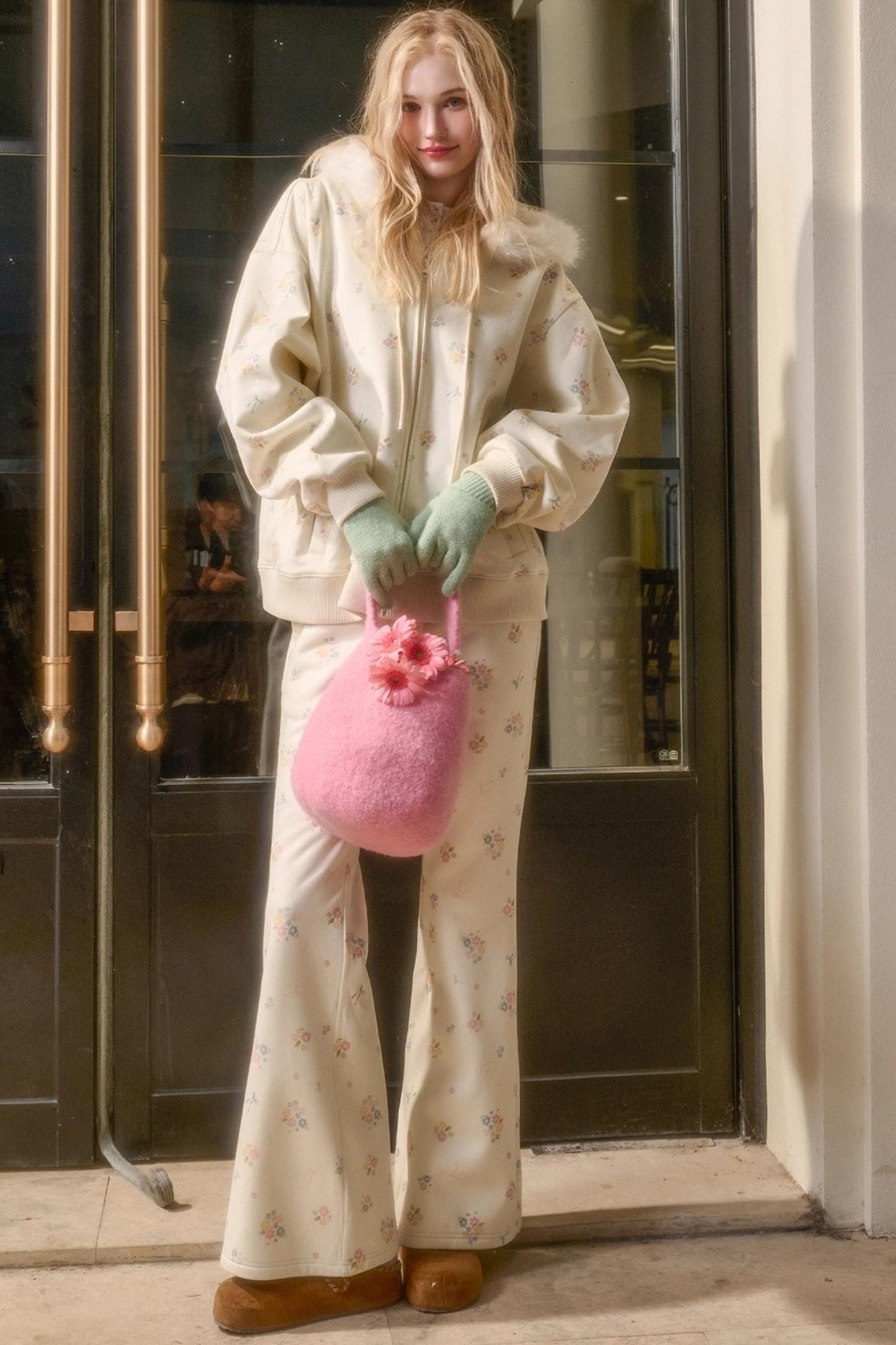 フローラルフラワーファーフードジャケット+ルーズコート+ロングパンツ