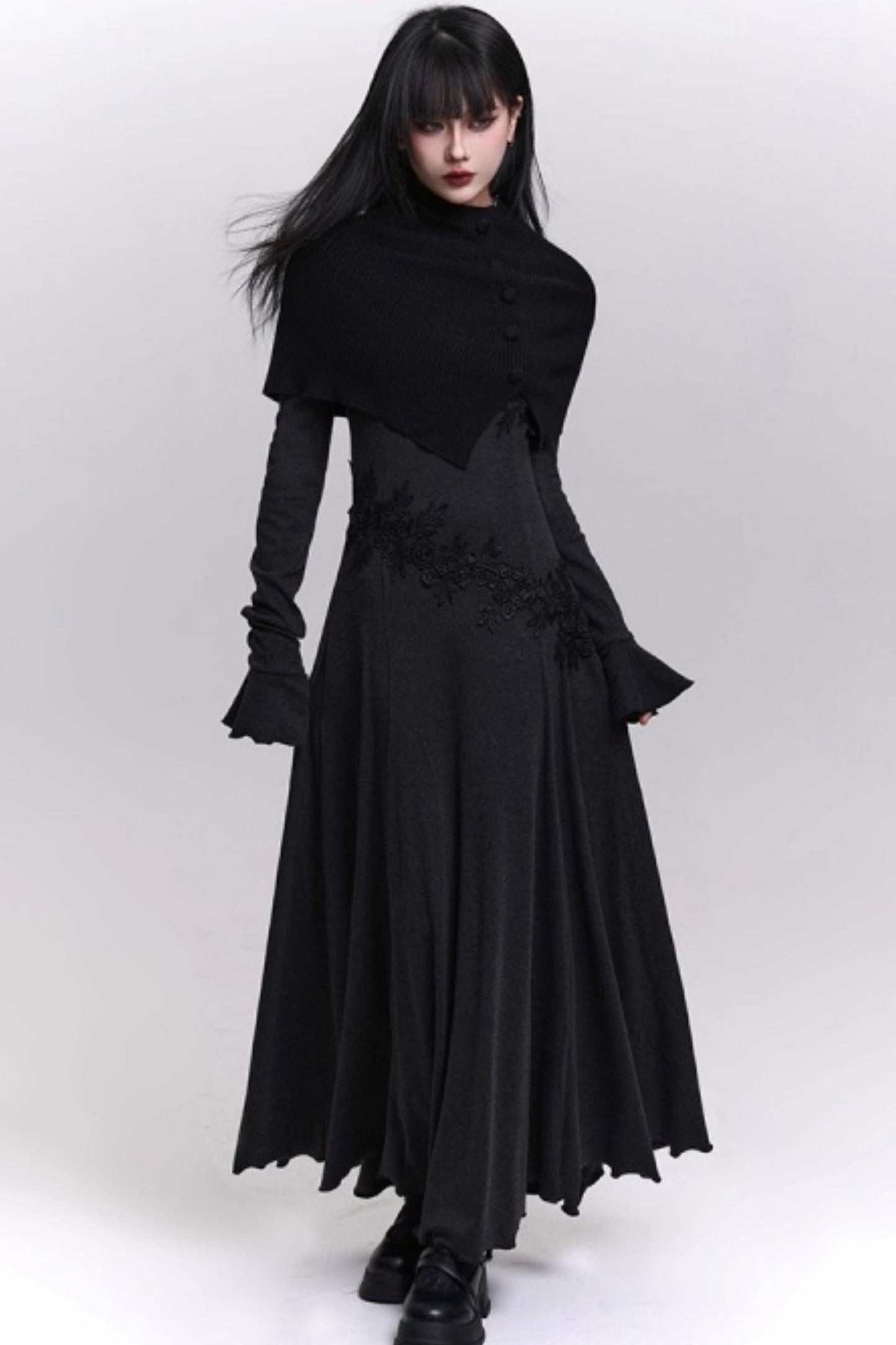 グレーオフショルダーニットドレス