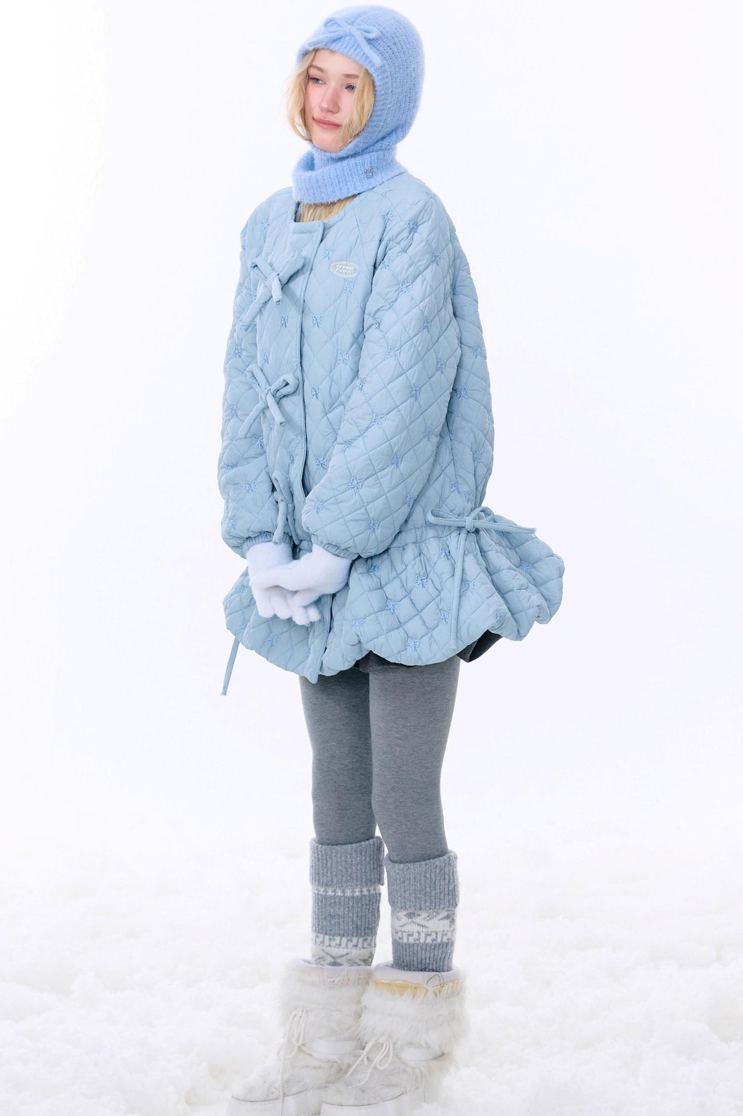 Middle length ribbon suite court