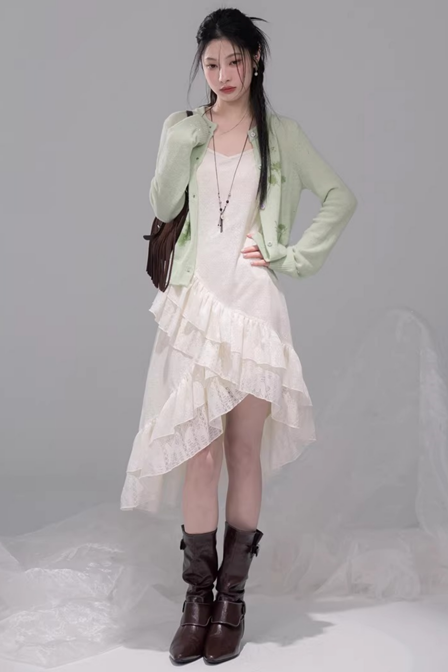 アシメレイヤーフリルキャミソールドレス+カーディガン