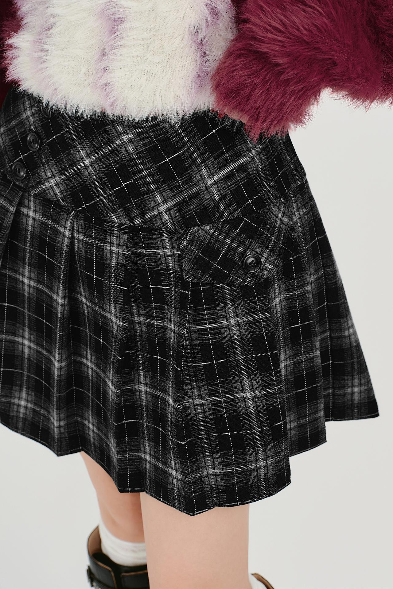 シックチェックショートスカート