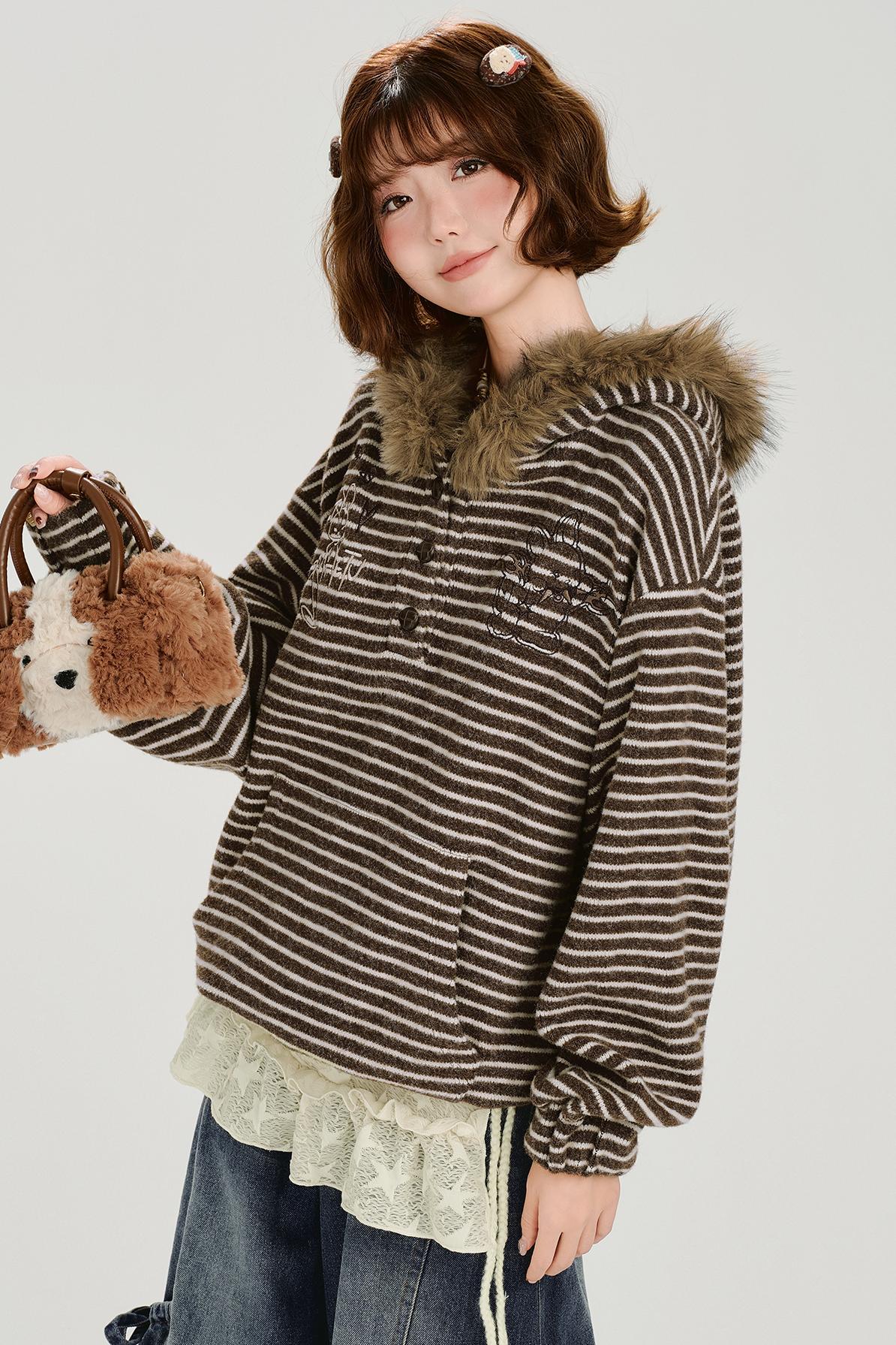 ボーダーファーカラーフーデッドスウェット