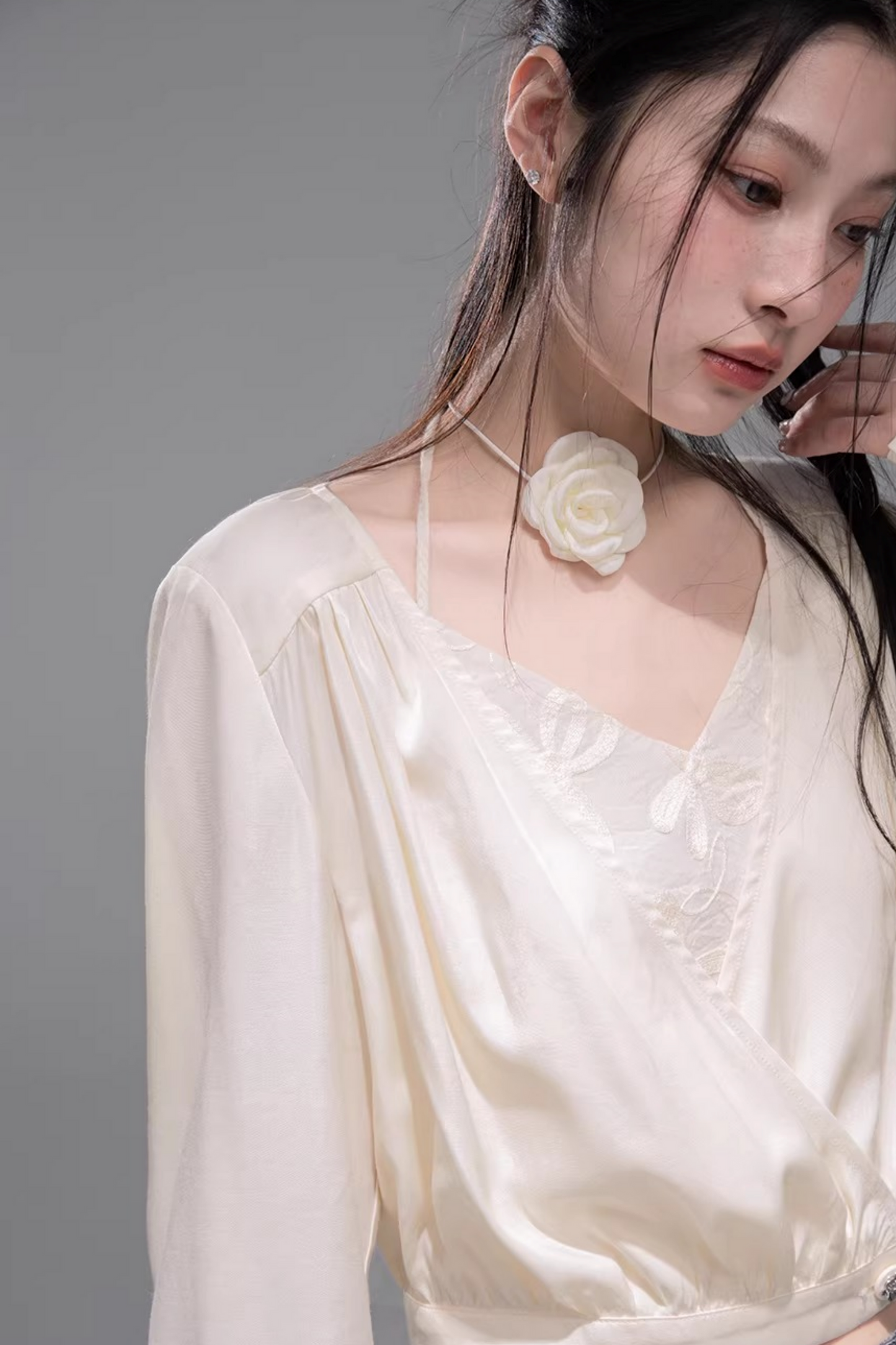 テーラリングトップス+ホルターネックベスト