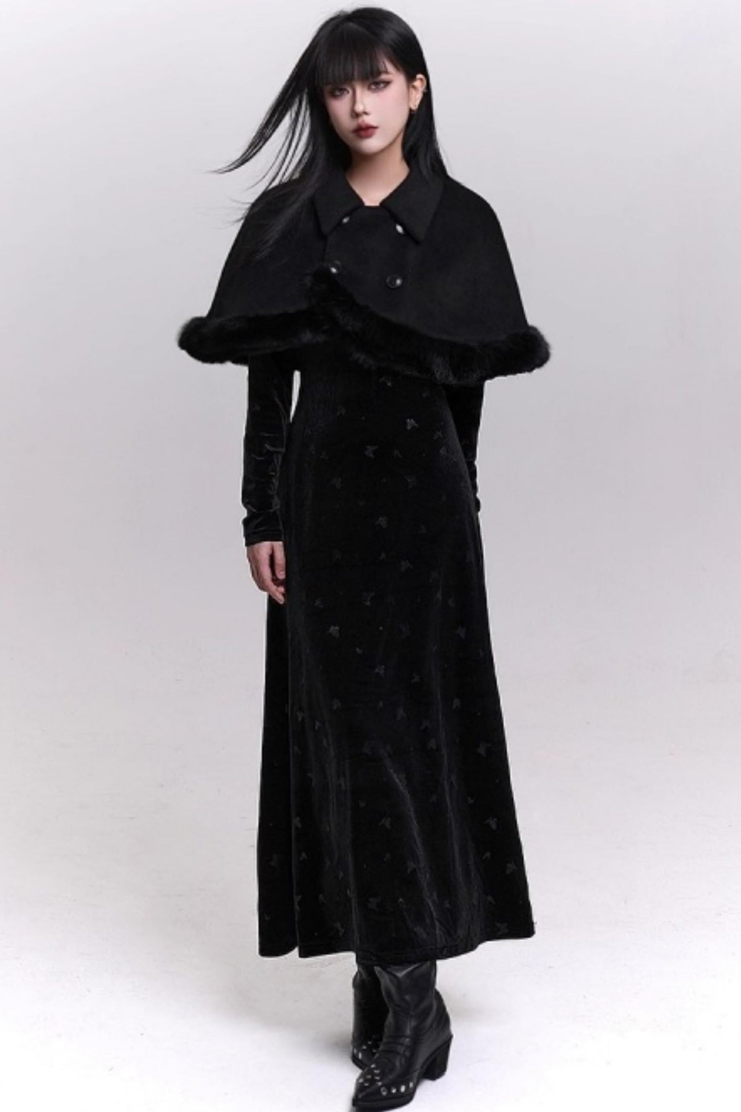 ブラックベルベットバタフライドレス